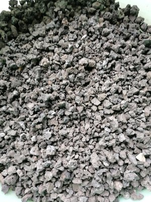 出售電爐鋼渣。可用做水泥廠。壓磚。電爐?？商娲?。